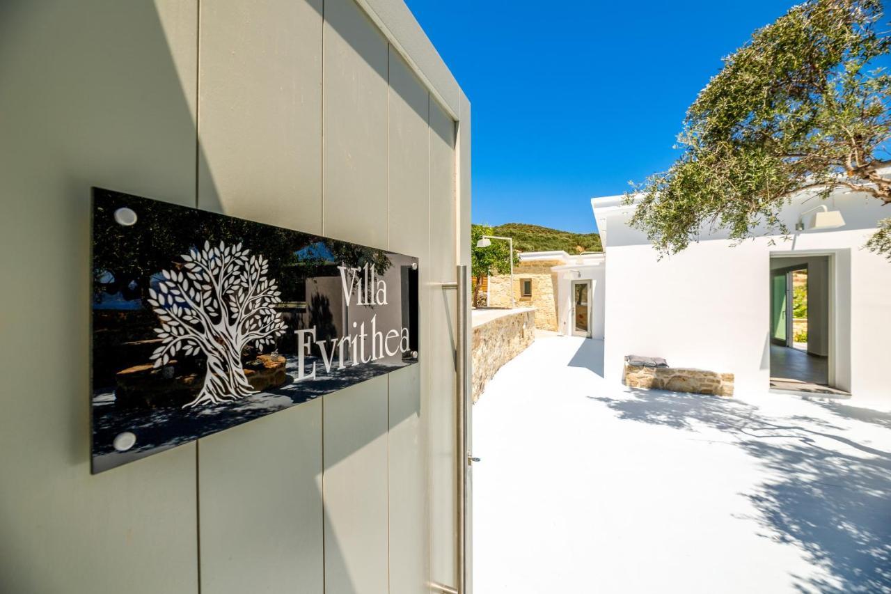 Villa Evrithea Kallergiana Bagian luar foto
